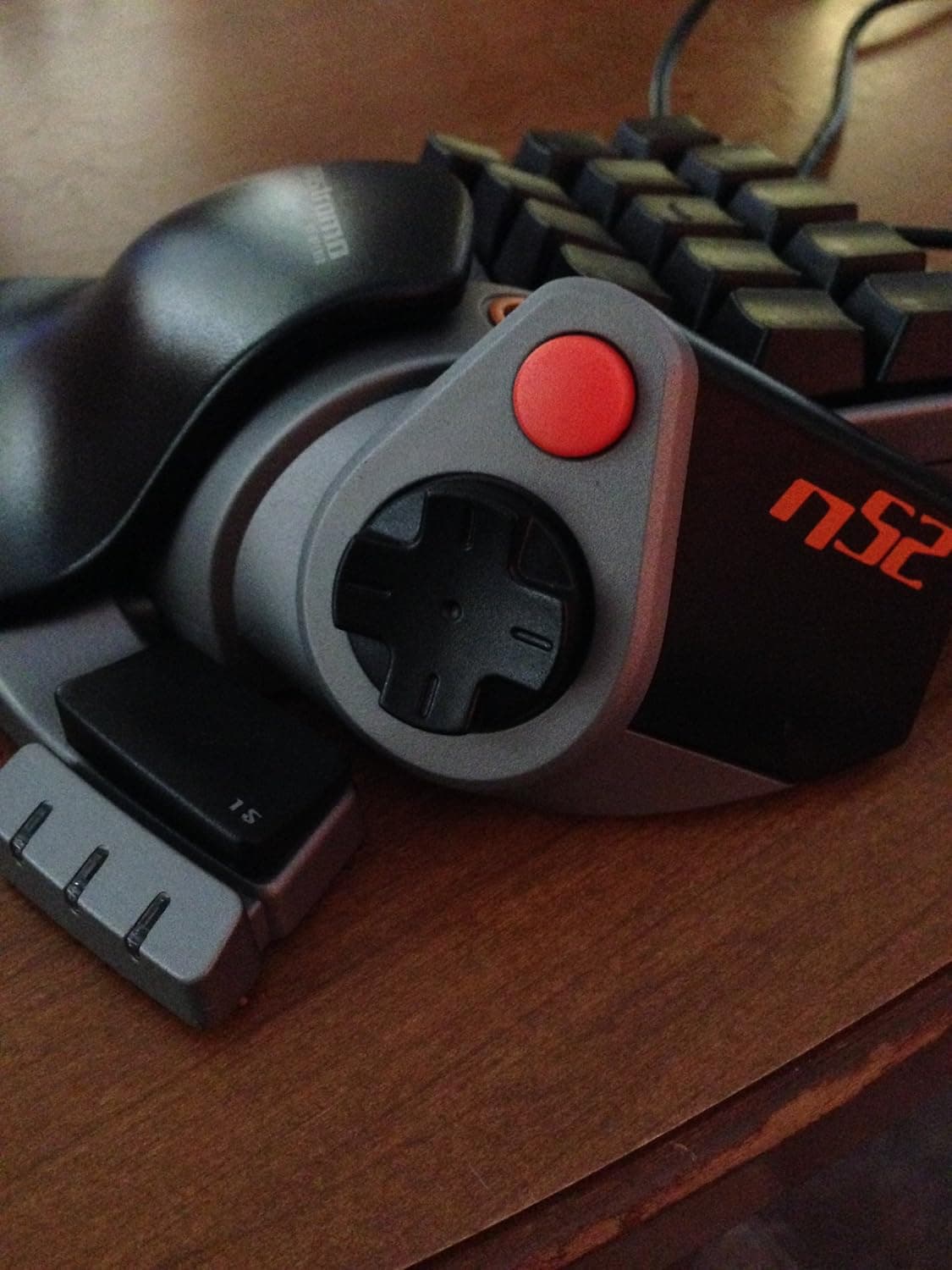 Belkin Nostromo N52 スピードパッド